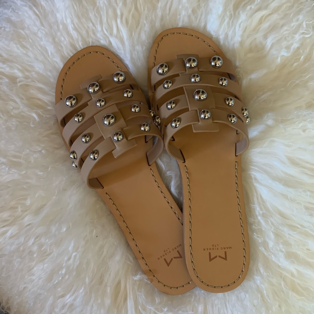 Marc Fisher Pava Slide